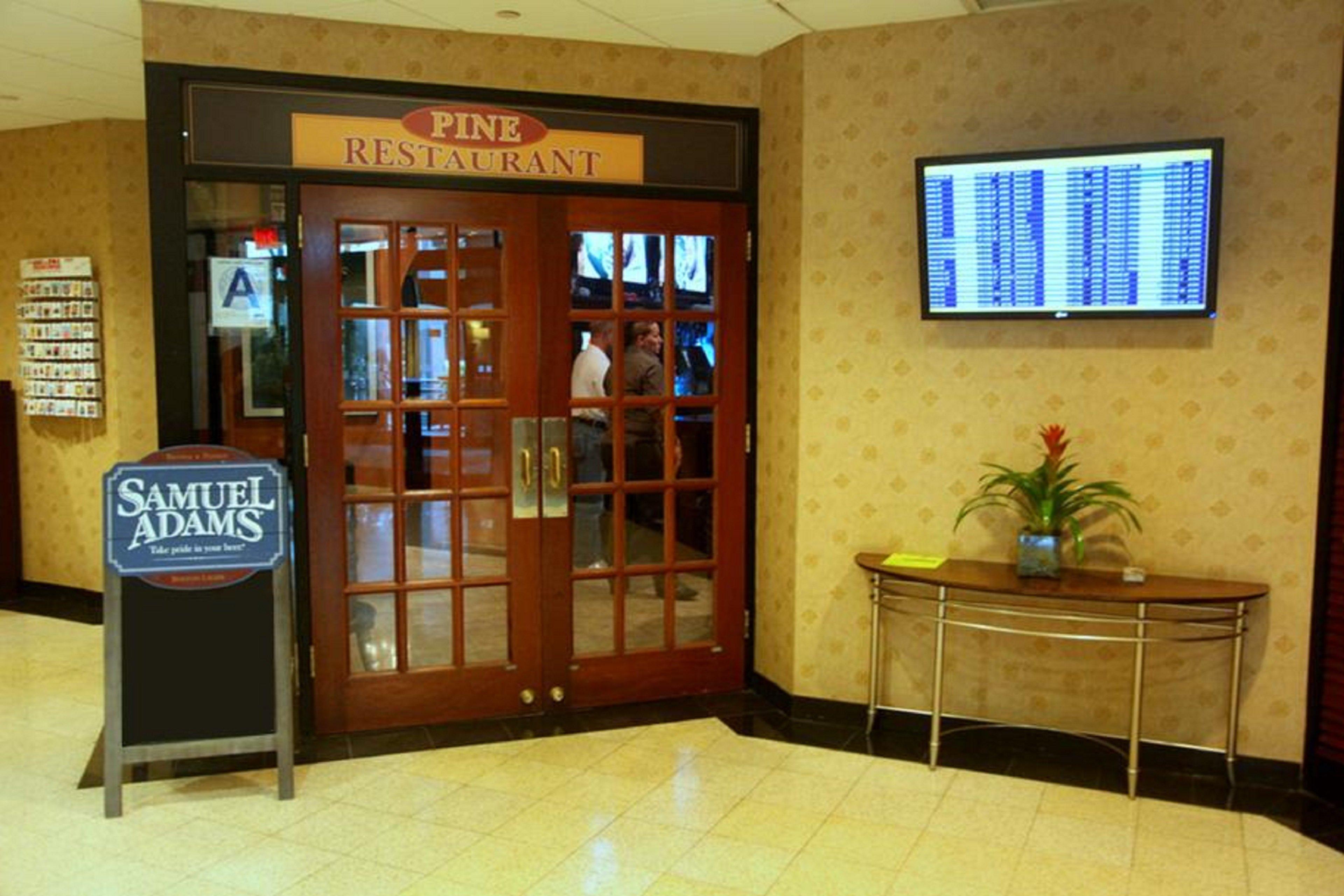 The Laguardia Hotel New York Extérieur photo